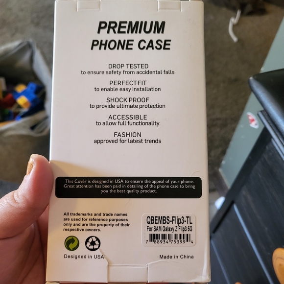 Z Flip3 5G case w/strap - Picture 2 of 2